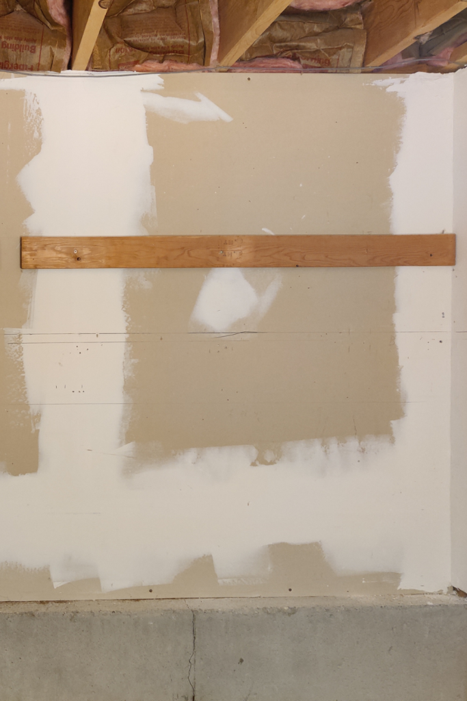 Making Simple Storage Shelves-Top Shelf Wall Mount