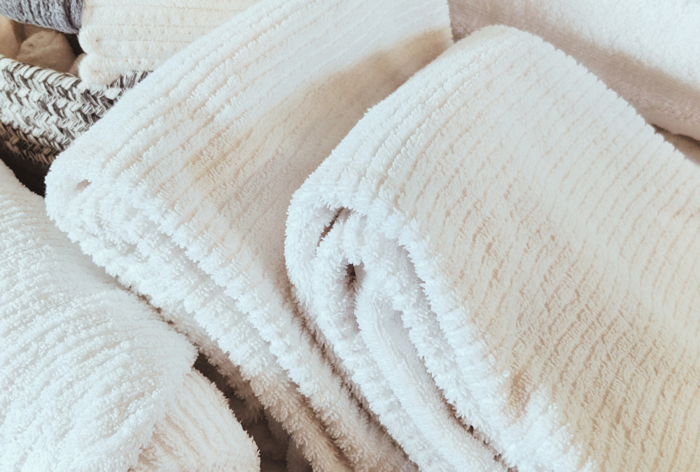 How To Fold Towels 3 Essential Ways