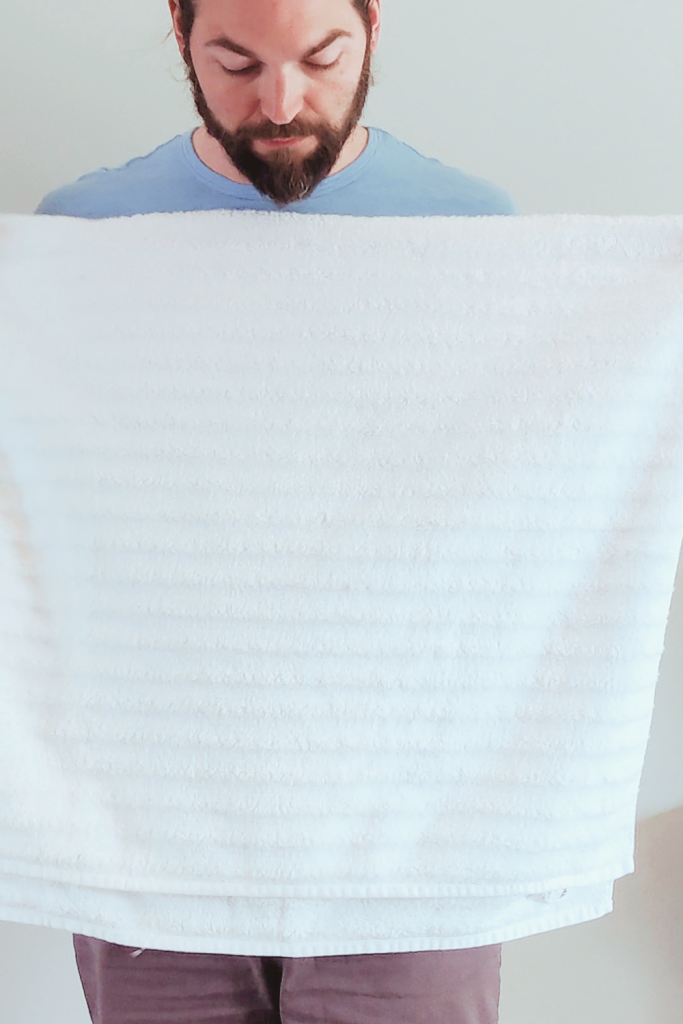 fold towels - 2323 step 1