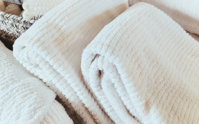 How To Fold Towels 3 Essential Ways